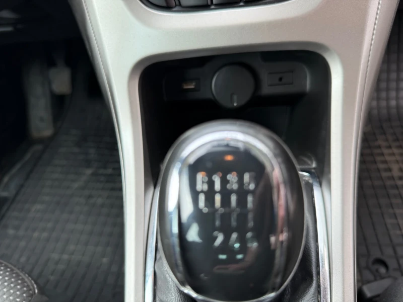 Opel Astra 1, 7CDTI+ 110kc+ Euro5+ Климатик, снимка 12 - Автомобили и джипове - 49524379