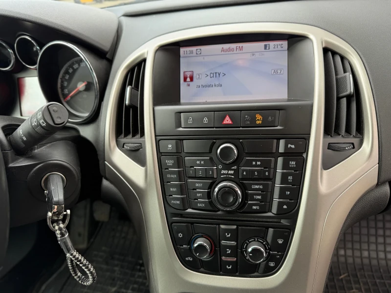 Opel Astra 1, 7CDTI+ 110kc+ Euro5+ Климатик, снимка 13 - Автомобили и джипове - 49524379