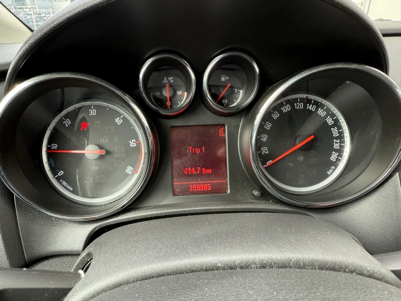 Opel Astra 1, 7CDTI+ 110kc+ Euro5+ Климатик, снимка 14 - Автомобили и джипове - 49524379