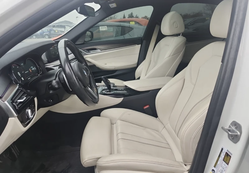 BMW 550 M550I XDRIVE, снимка 5 - Автомобили и джипове - 52749433