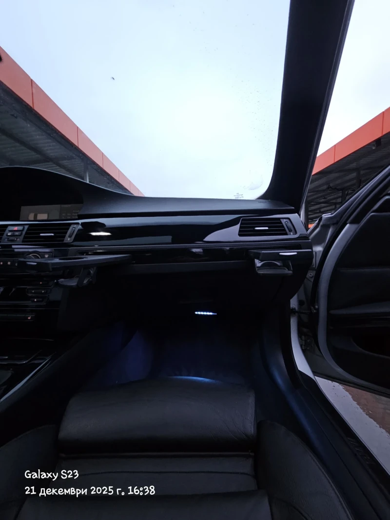 BMW 330, снимка 7 - Автомобили и джипове - 52868070