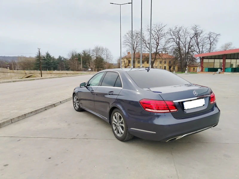 Mercedes-Benz E 200 W212, снимка 3 - Автомобили и джипове - 53174047