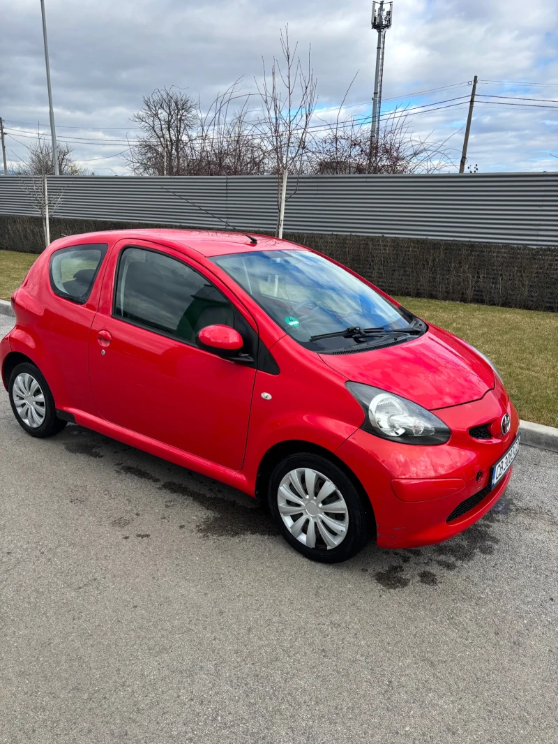 Toyota Aygo Топ Състояние , снимка 2 - Автомобили и джипове - 53443480