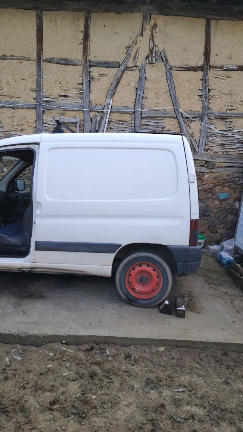 Peugeot Partner, снимка 3 - Автомобили и джипове - 53458835