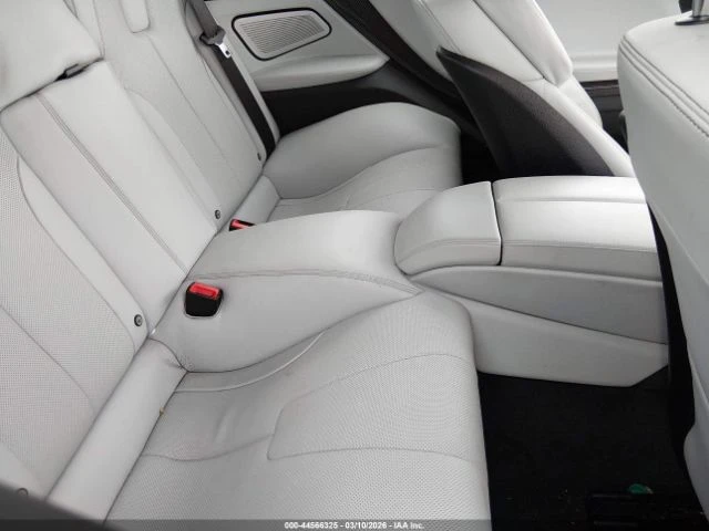 BMW M6 BANG&OLUFSEN| HUD| ВАКУУМ| ОБДУХ| FULL, снимка 11 - Автомобили и джипове - 54630922