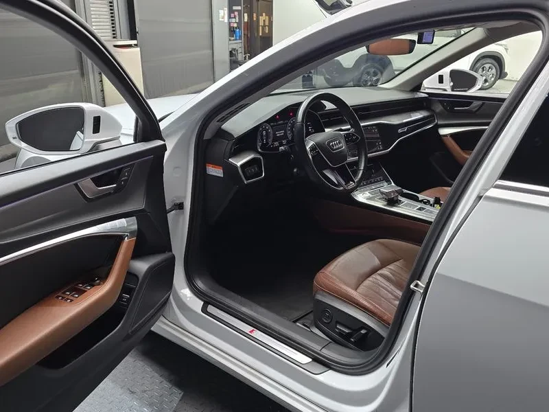 Audi A6 2.0 TFSI, снимка 10 - Автомобили и джипове - 55084778