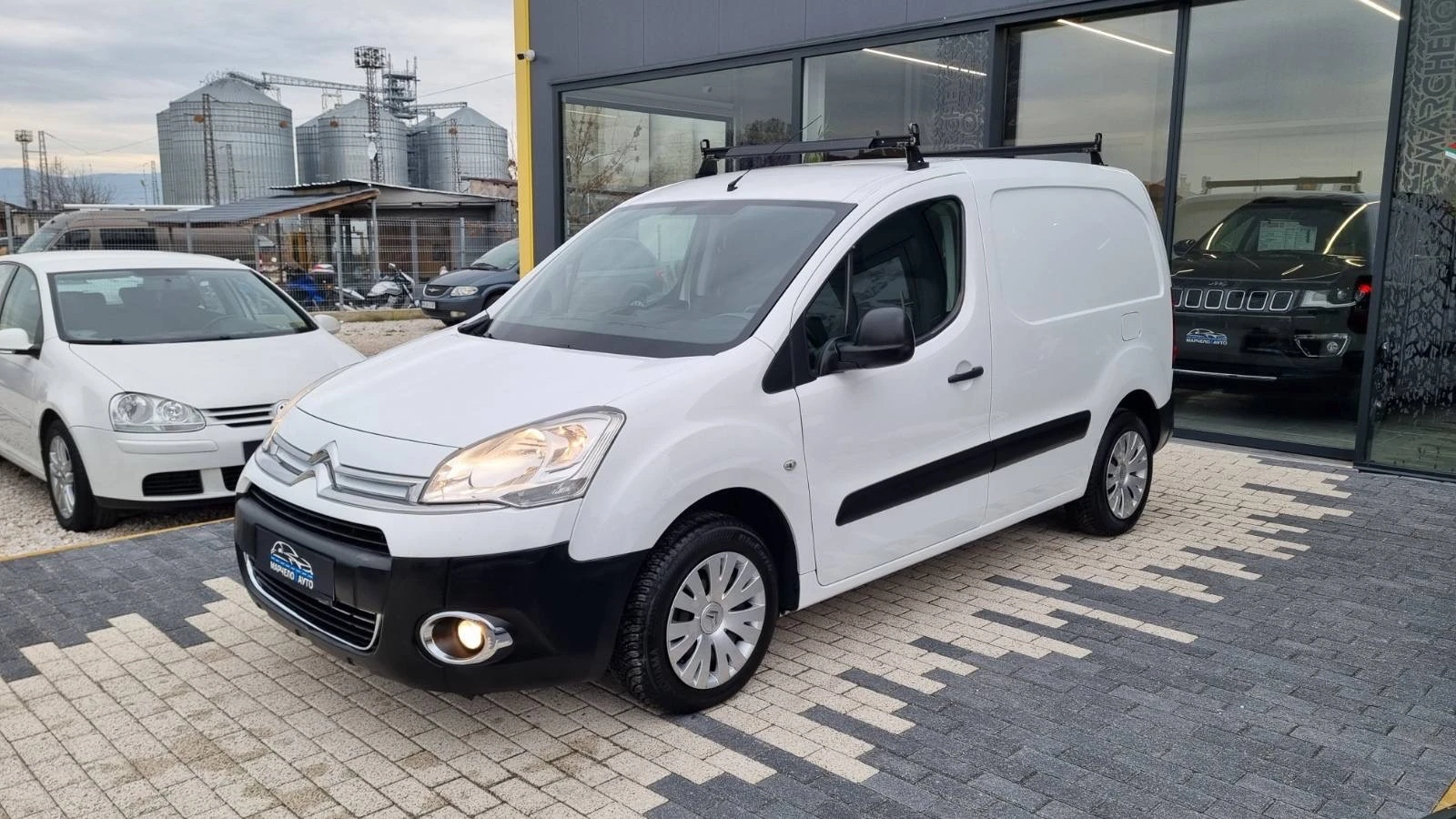 Citroen Berlingo 1.6 HDI 90k.c ГАРАНЦИЯ - изображение 6