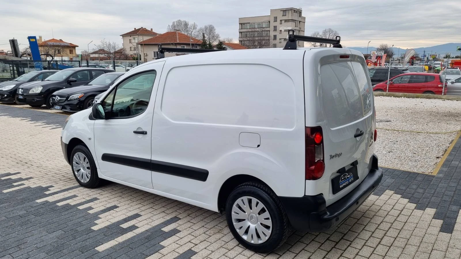 Citroen Berlingo 1.6 HDI 90k.c ГАРАНЦИЯ - изображение 5