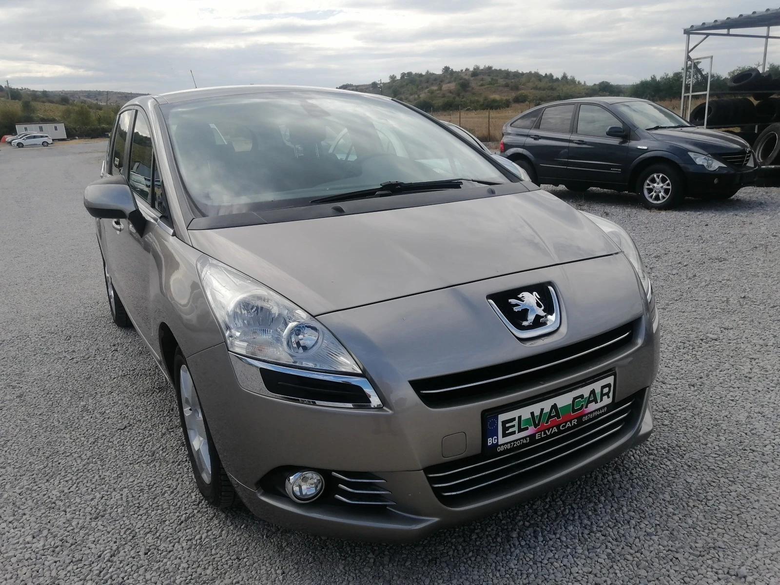 Peugeot 5008 1.6HDI 7места като НОВА!!! - изображение 3