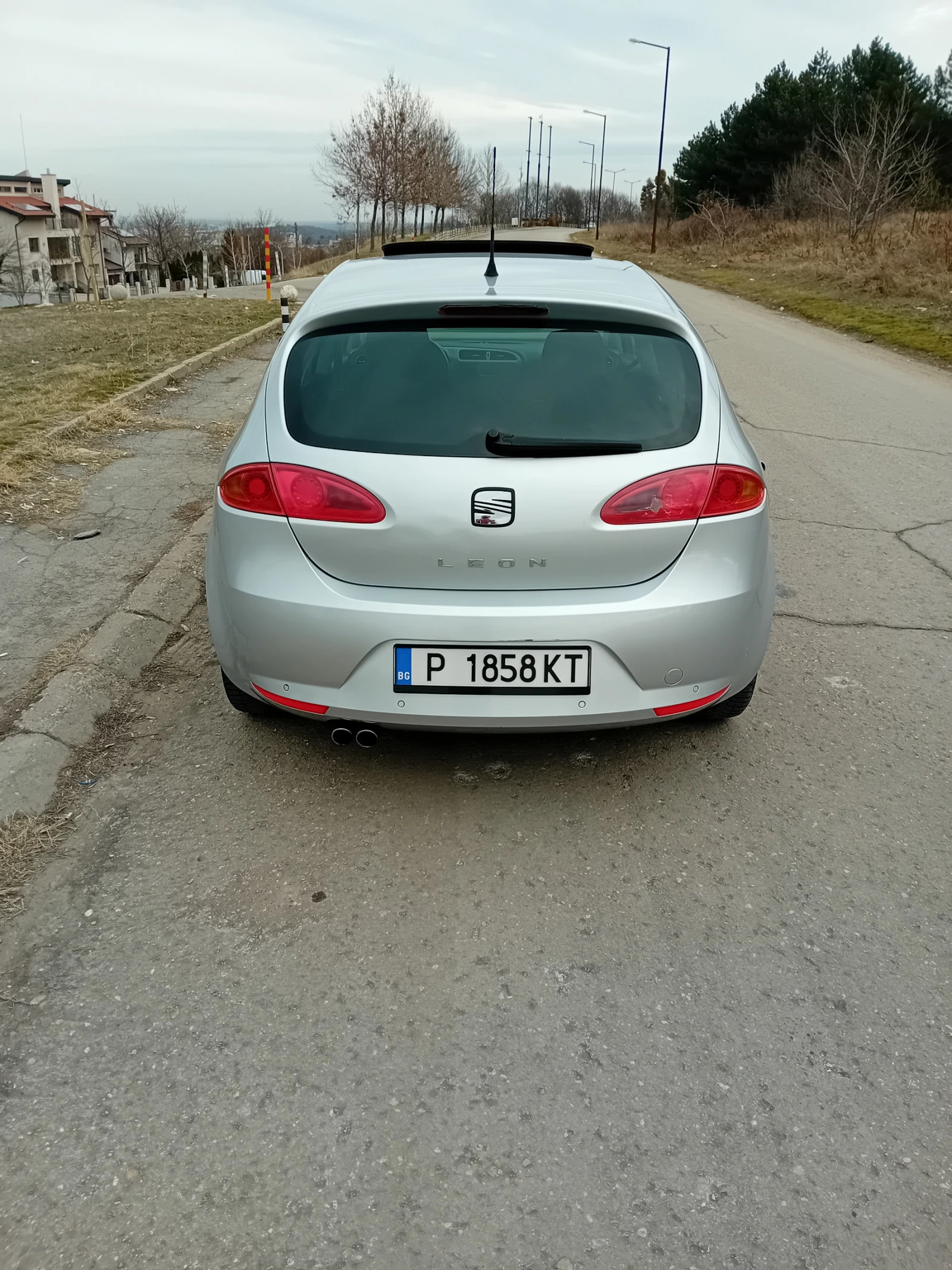 Seat Leon 2000к  fsi 150k 6 скорости - изображение 6