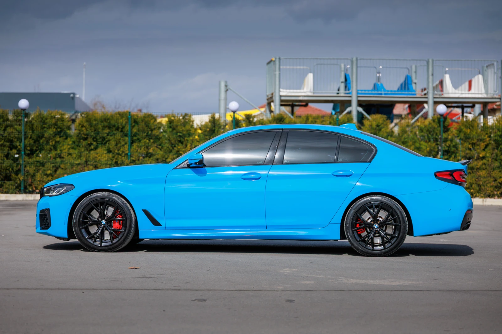 BMW 550 RIVIERA BLUE - изображение 3