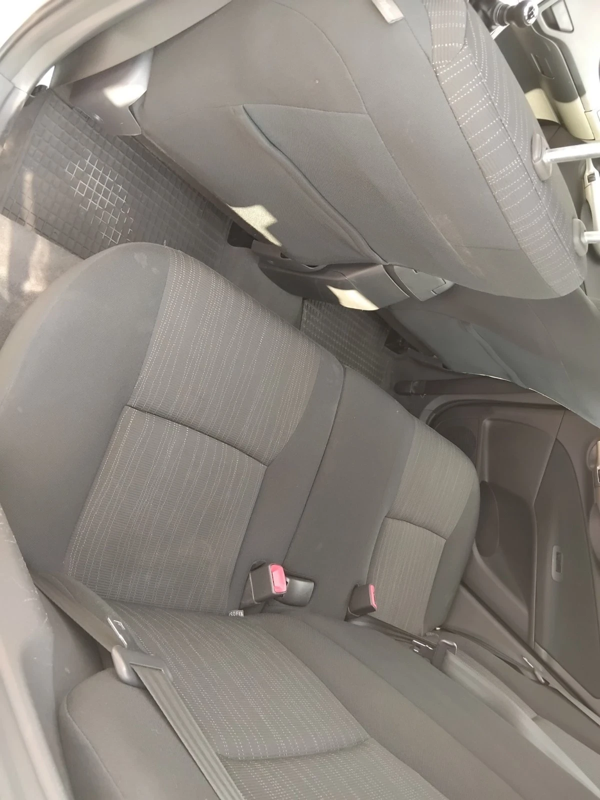 Toyota Auris 1.4 D4D Внос от АВСТРИЯ  - изображение 10