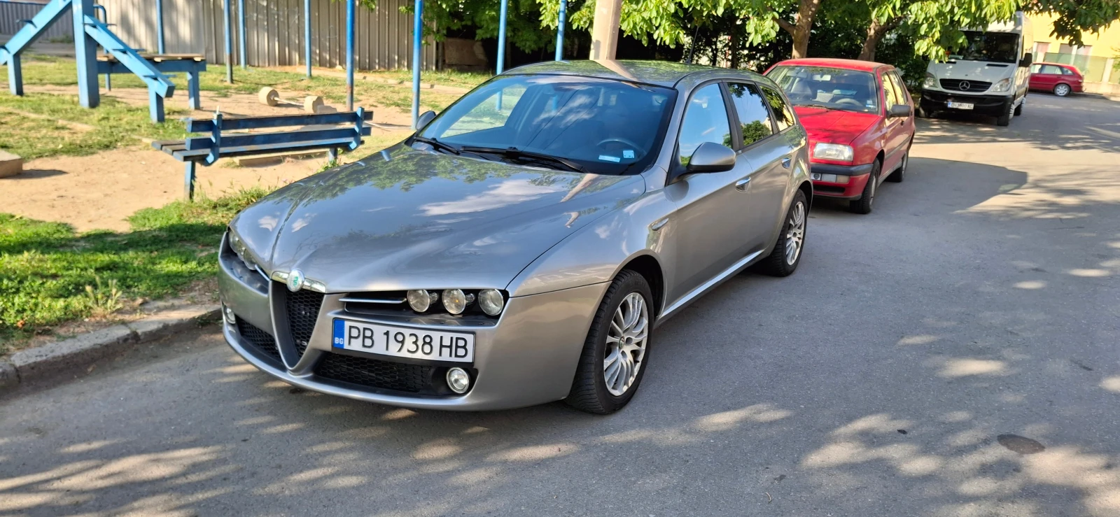 Alfa Romeo 159 sportwagon  - изображение 2