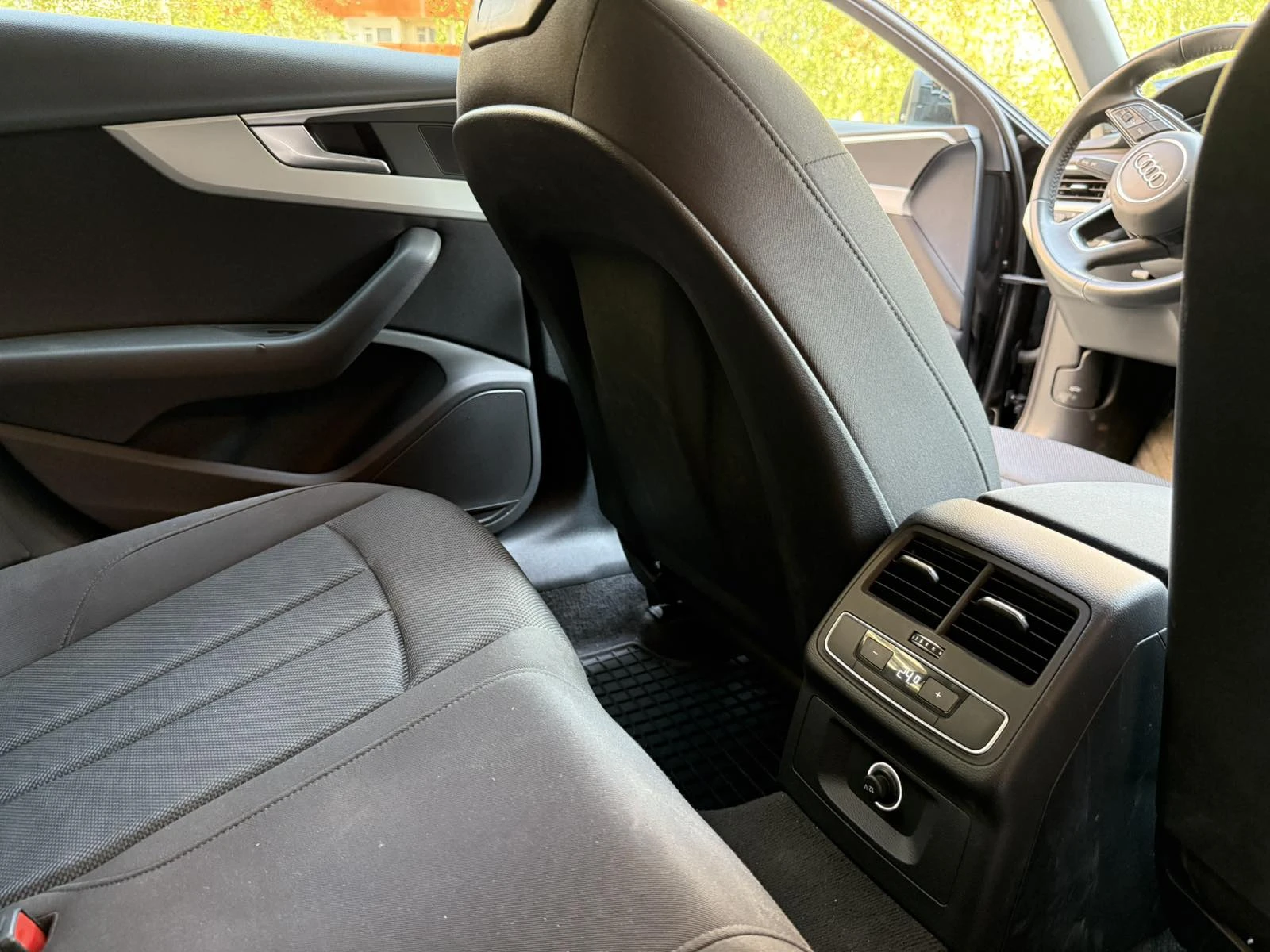 Audi A4 35 TDI FACE VIRTUAL - изображение 9