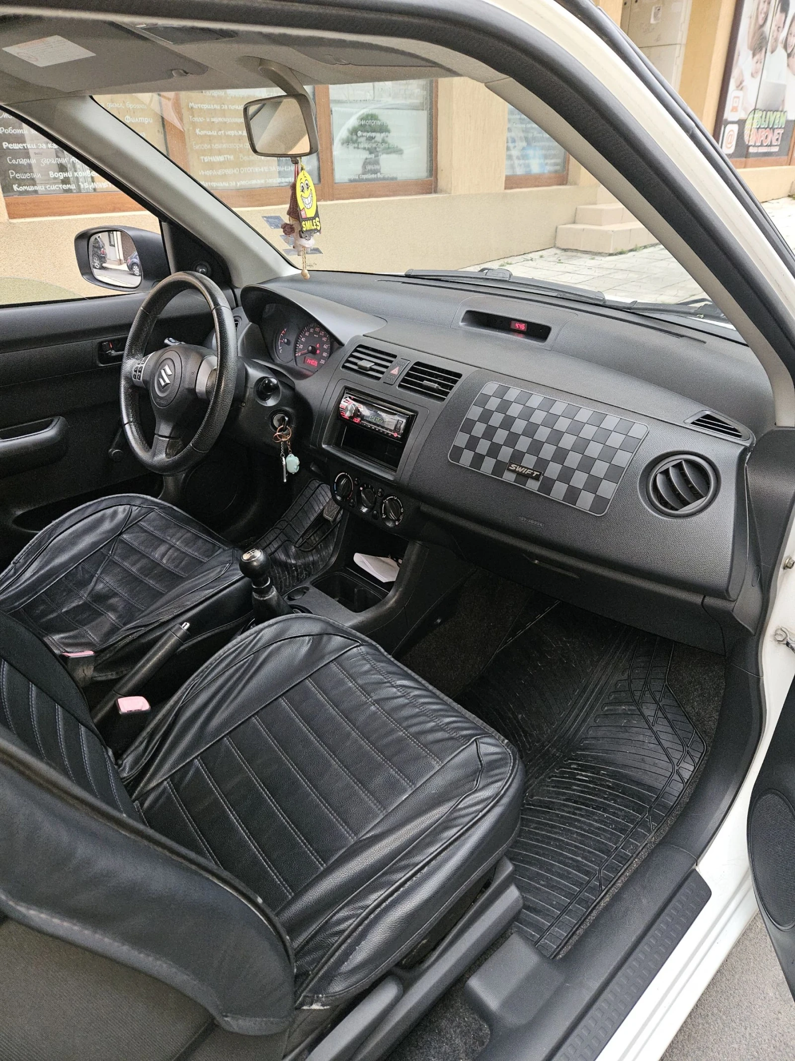 Suzuki Swift 1.3 - изображение 8