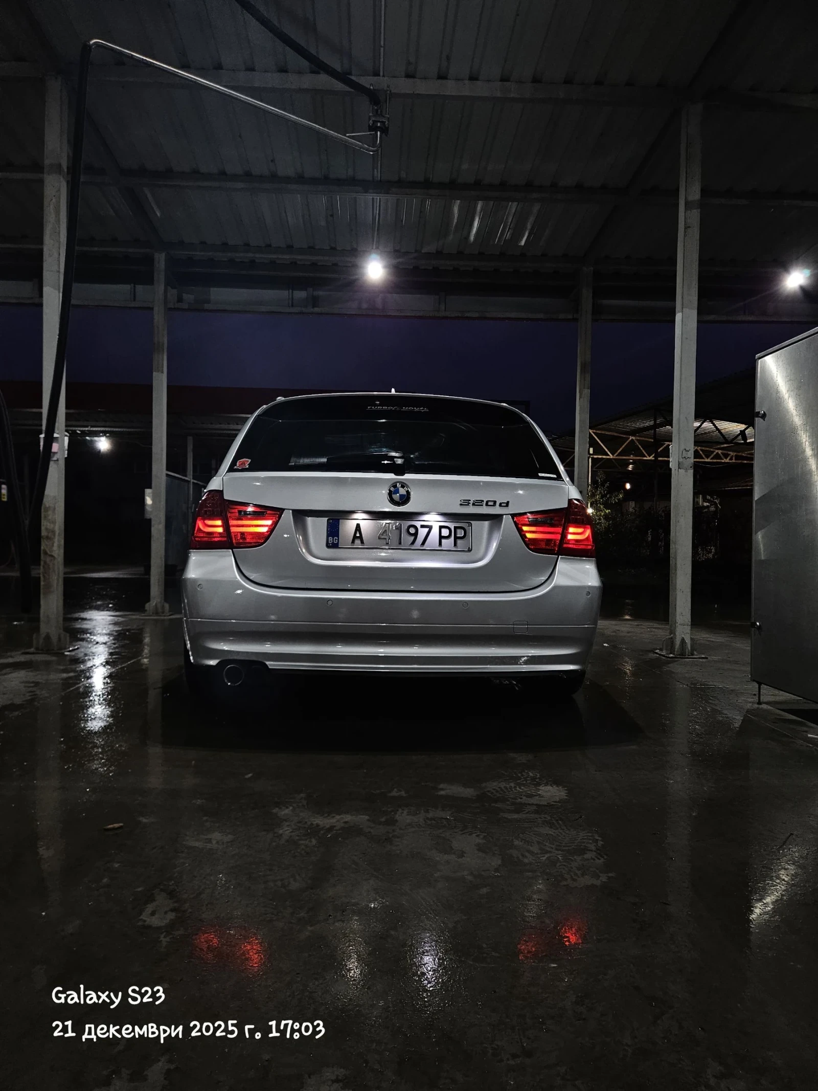 BMW 330  - изображение 6