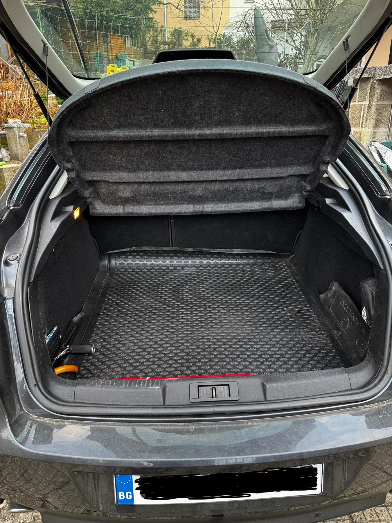 Renault Laguna, снимка 13 - Автомобили и джипове - 53871655