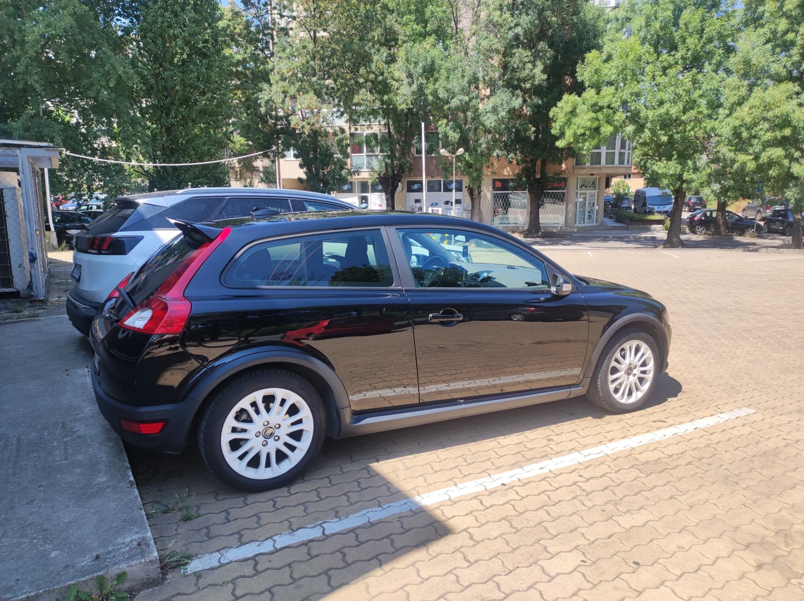 Volvo C30, снимка 2 - Автомобили и джипове - 54245414