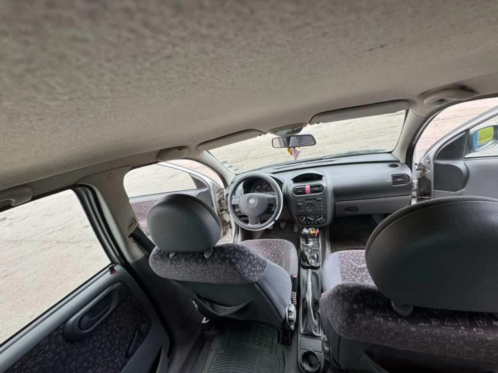 Opel Corsa, снимка 11 - Автомобили и джипове - 54323427