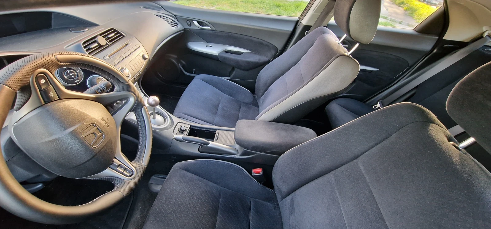 Honda Civic, снимка 5 - Автомобили и джипове - 54345936