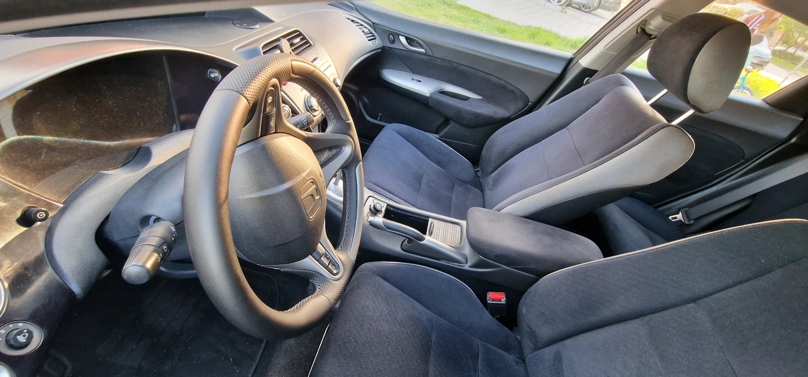 Honda Civic, снимка 6 - Автомобили и джипове - 54345936