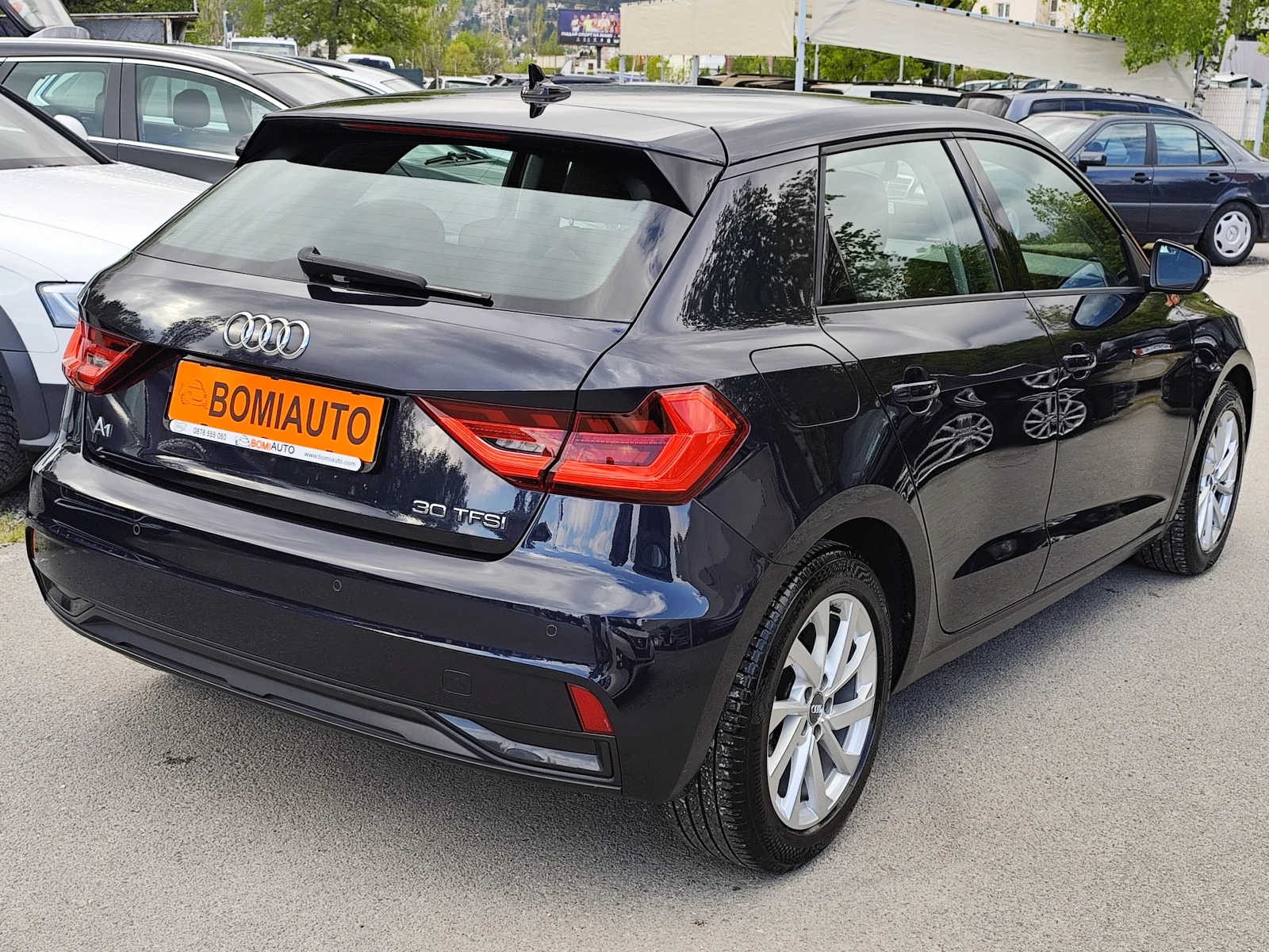 Audi A1 1.0i* LED* EURO6D* CAMERA* MMI* DISTRONIK, снимка 4 - Автомобили и джипове - 54375239