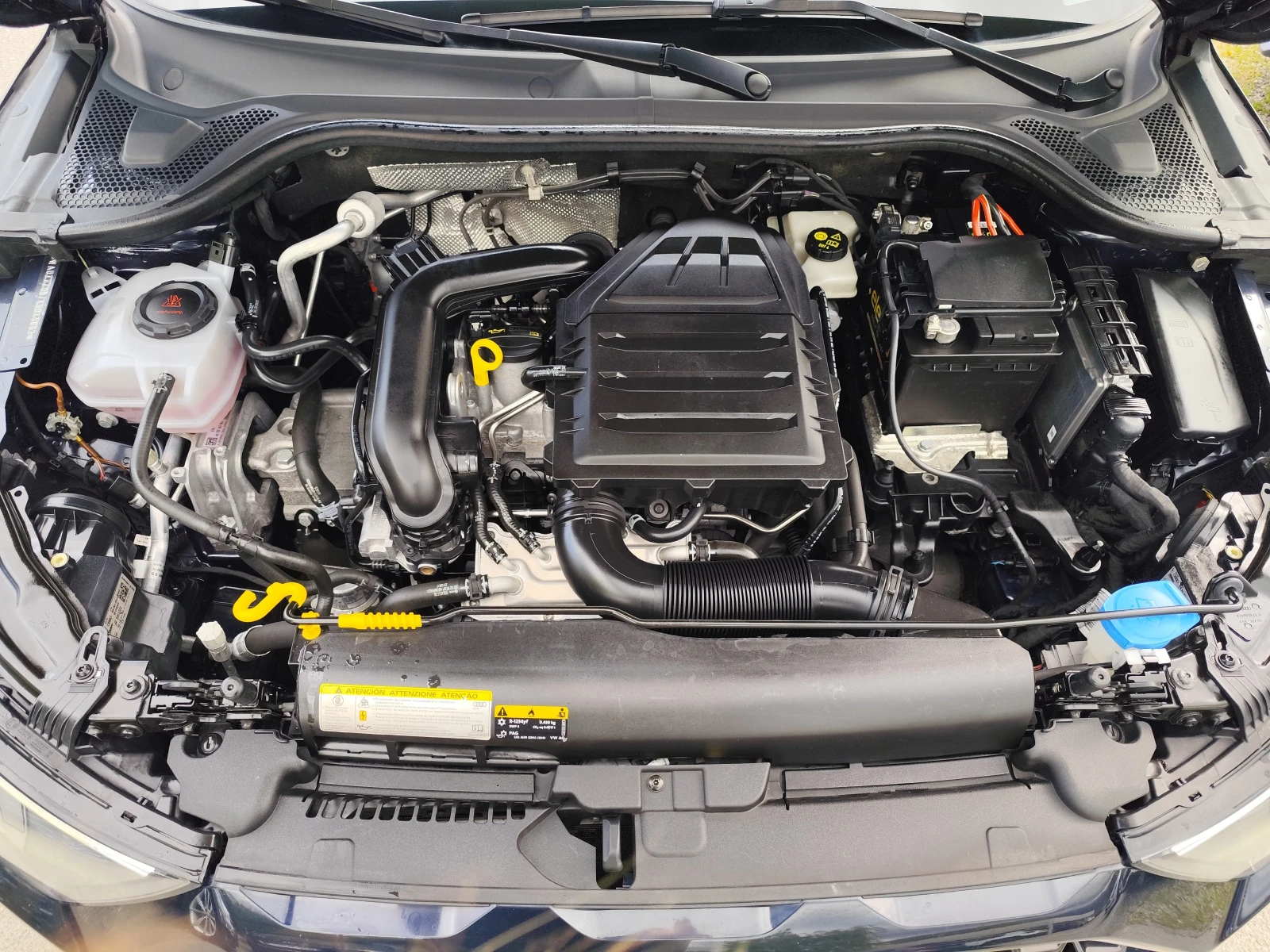 Audi A1 1.0i* LED* EURO6D* CAMERA* MMI* DISTRONIK, снимка 14 - Автомобили и джипове - 54375239