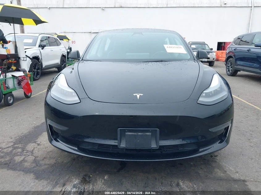 Tesla Model 3 Rear-Wheel Drive, снимка 13 - Автомобили и джипове - 54419077