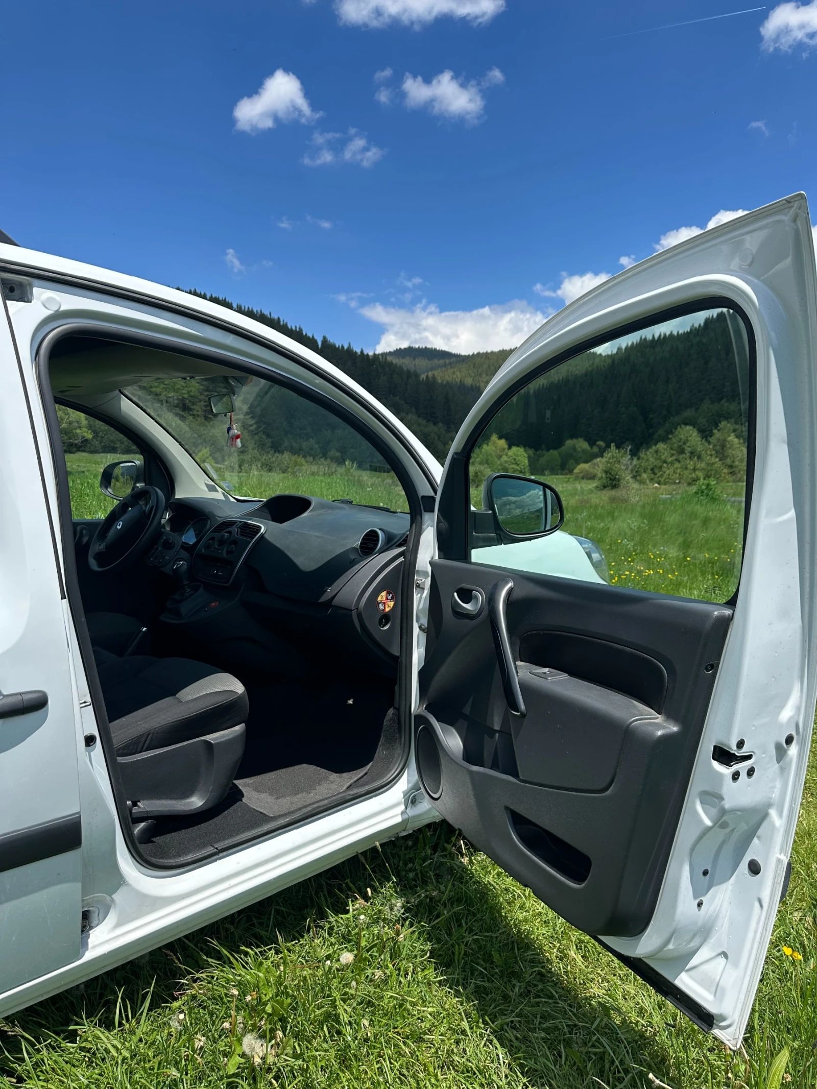 Renault Kangoo, снимка 12 - Автомобили и джипове - 54782800