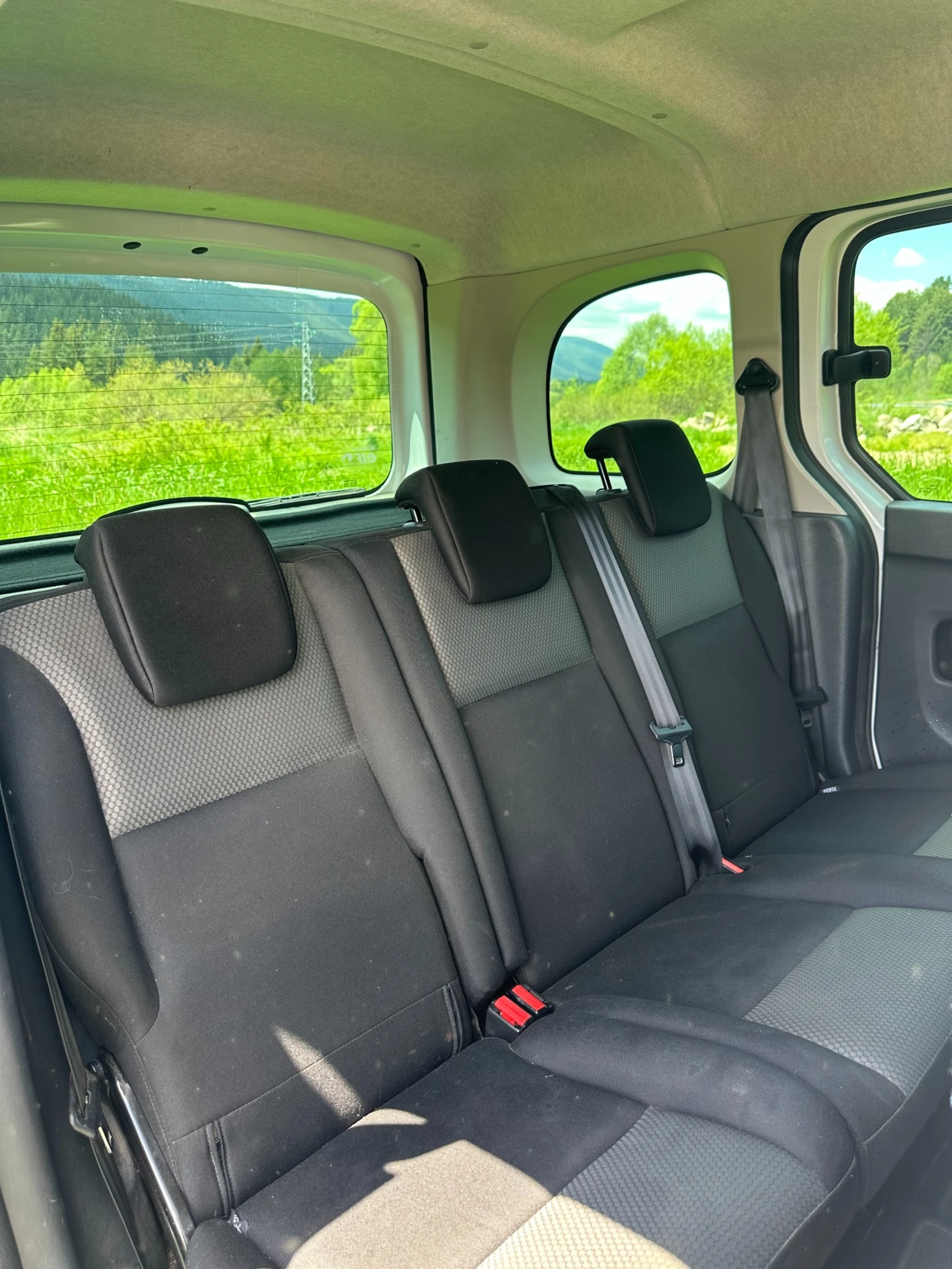 Renault Kangoo, снимка 11 - Автомобили и джипове - 54782800