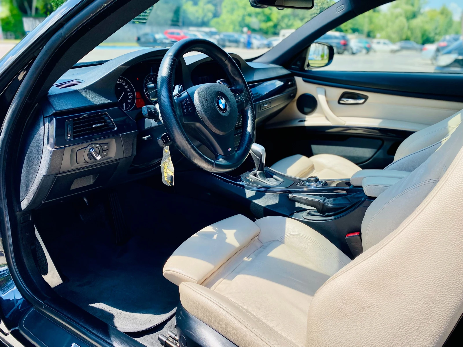 BMW 335 Facelift, снимка 10 - Автомобили и джипове - 55260513
