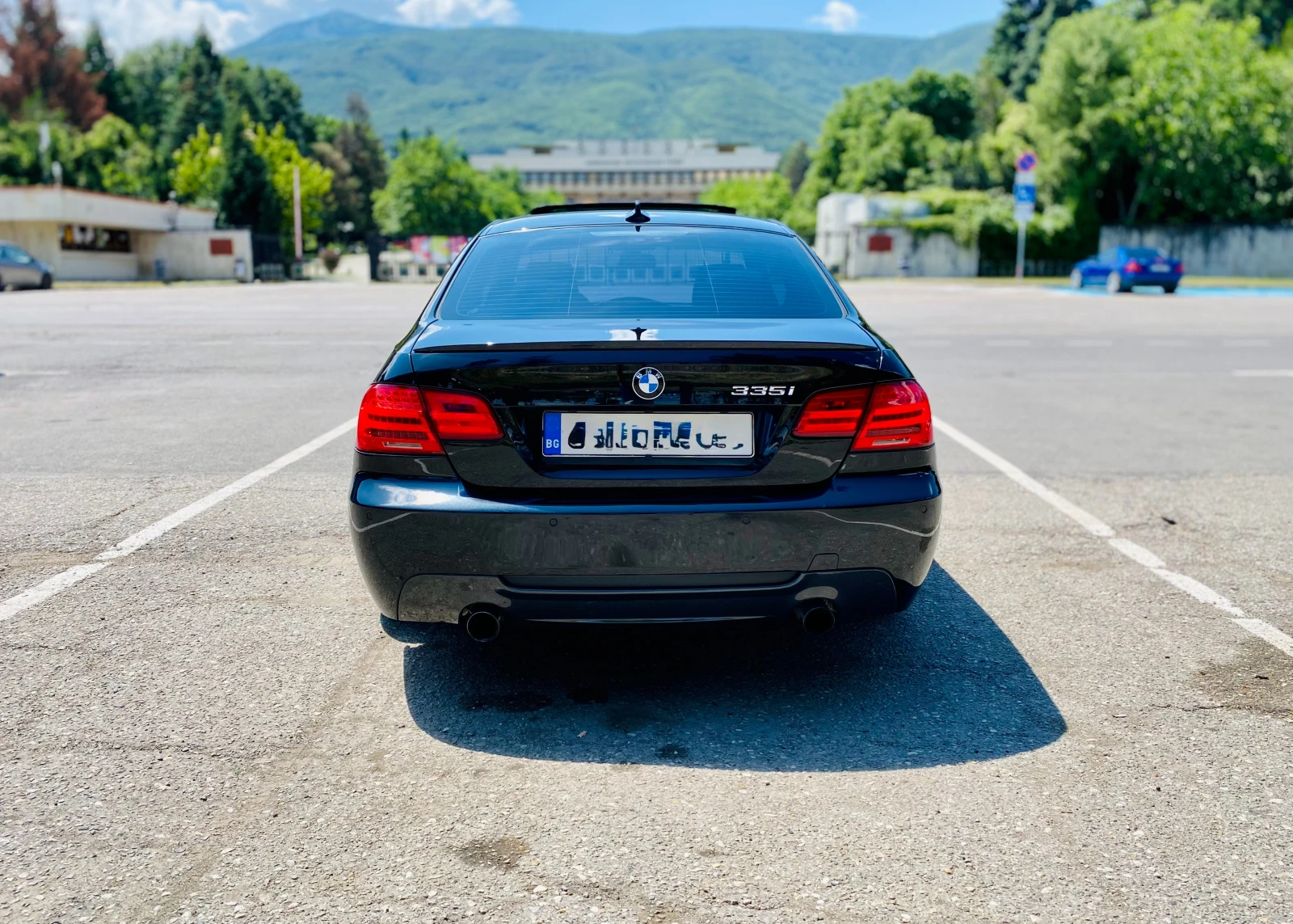 BMW 335 Facelift, снимка 6 - Автомобили и джипове - 55260513