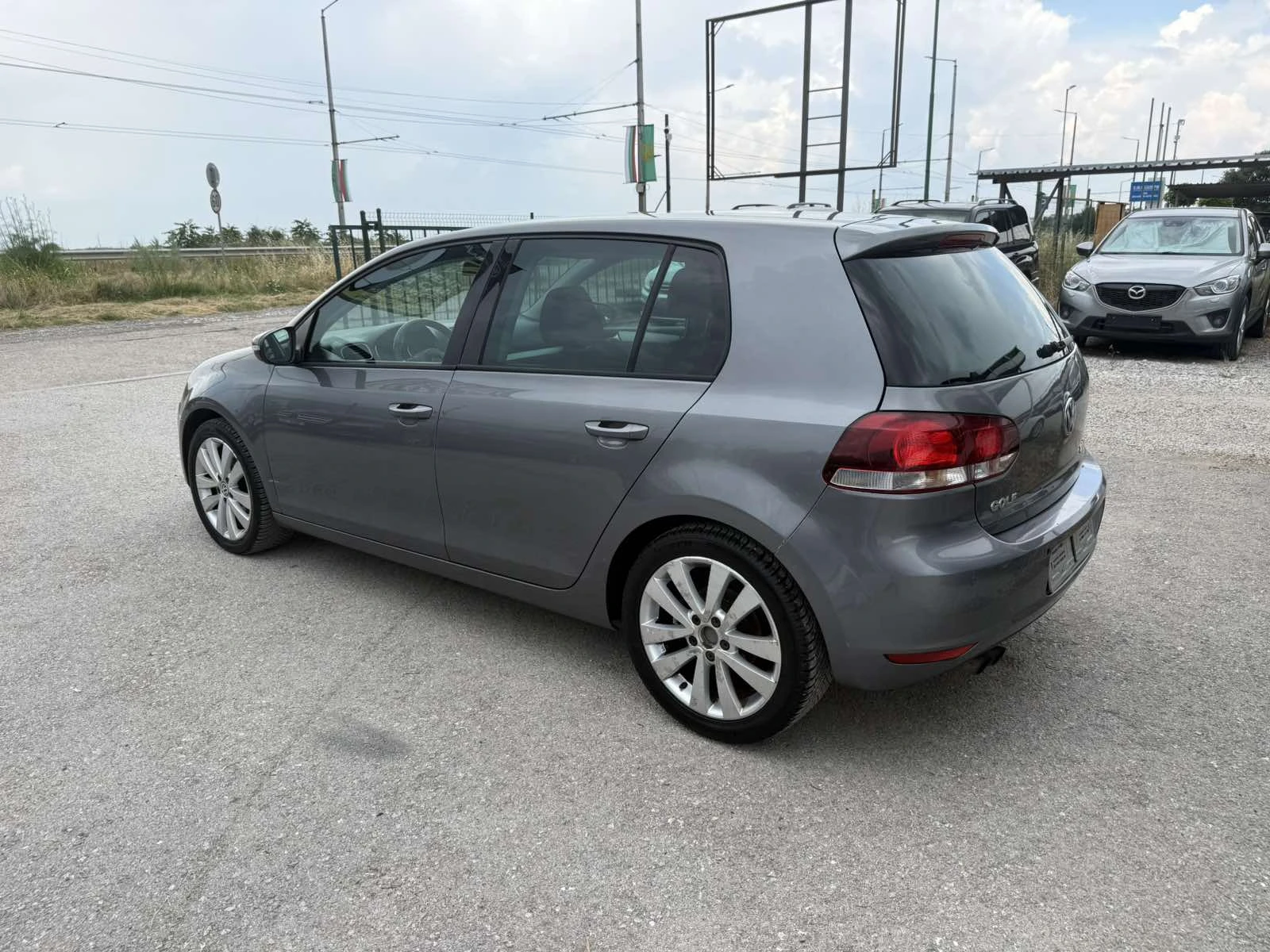VW Golf 2.0TDI AVTOMAT, снимка 8 - Автомобили и джипове - 55259322