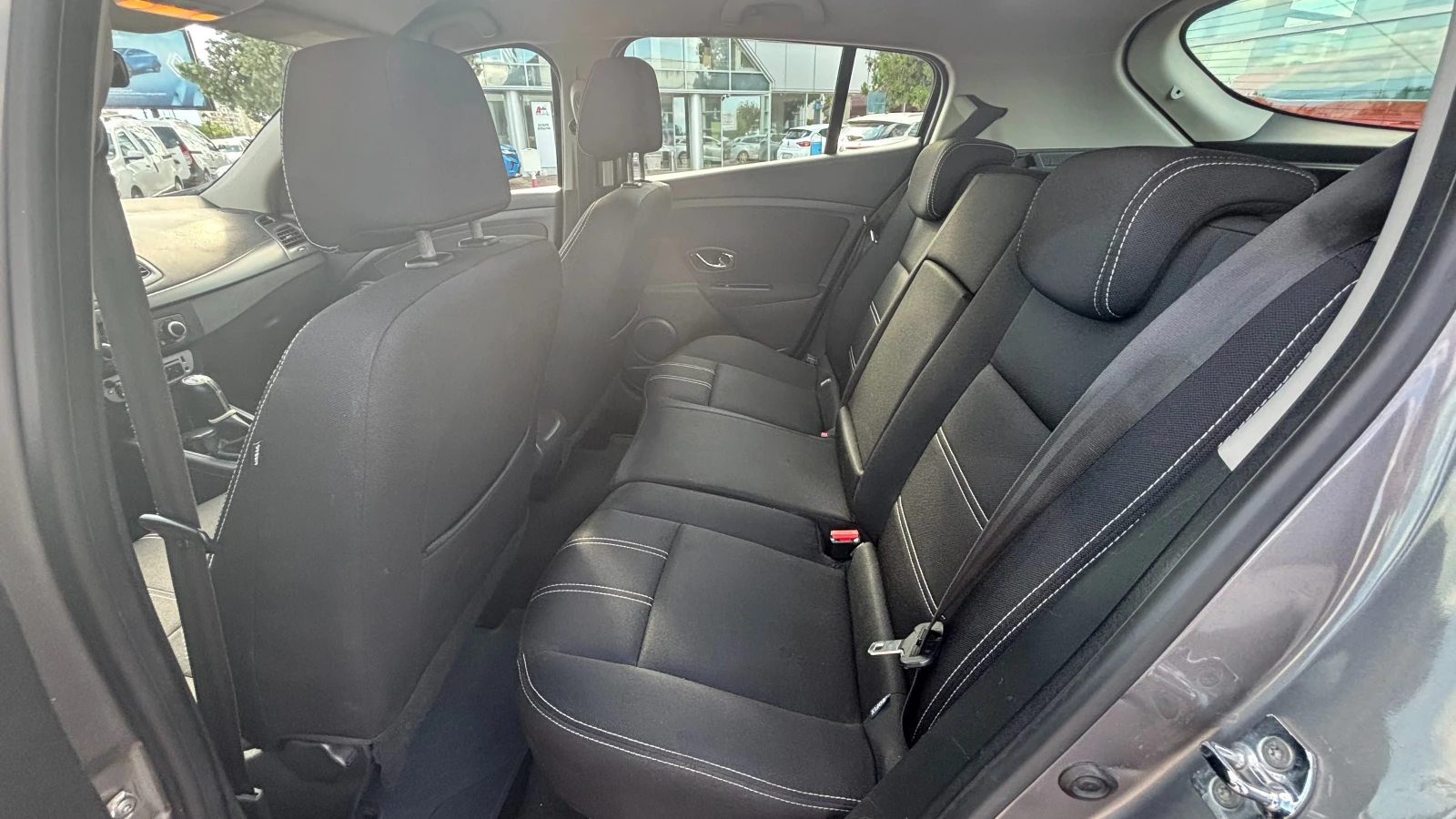 Renault Megane dCi 1.5/90 к.с., снимка 10 - Автомобили и джипове - 55316139