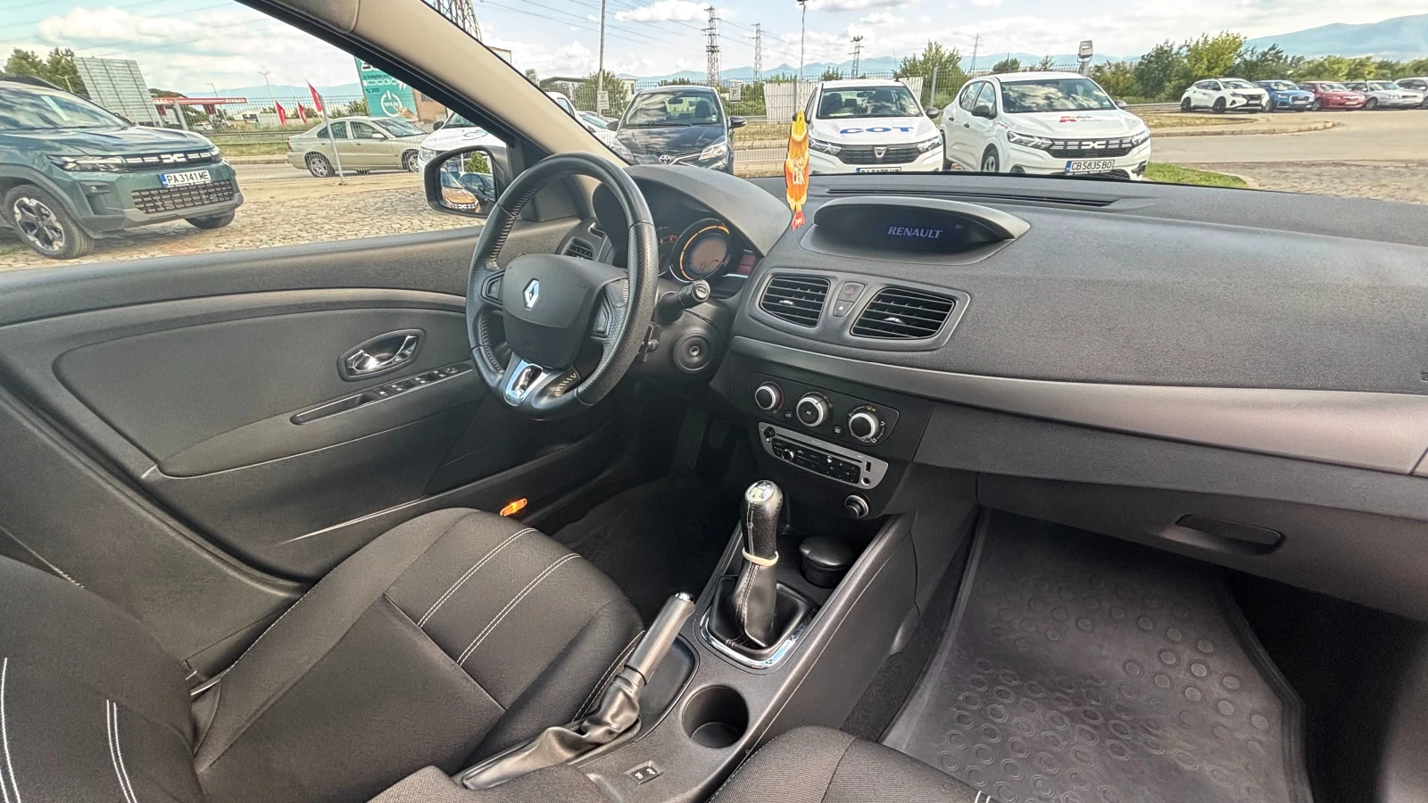 Renault Megane dCi 1.5/90 к.с., снимка 11 - Автомобили и джипове - 55316139