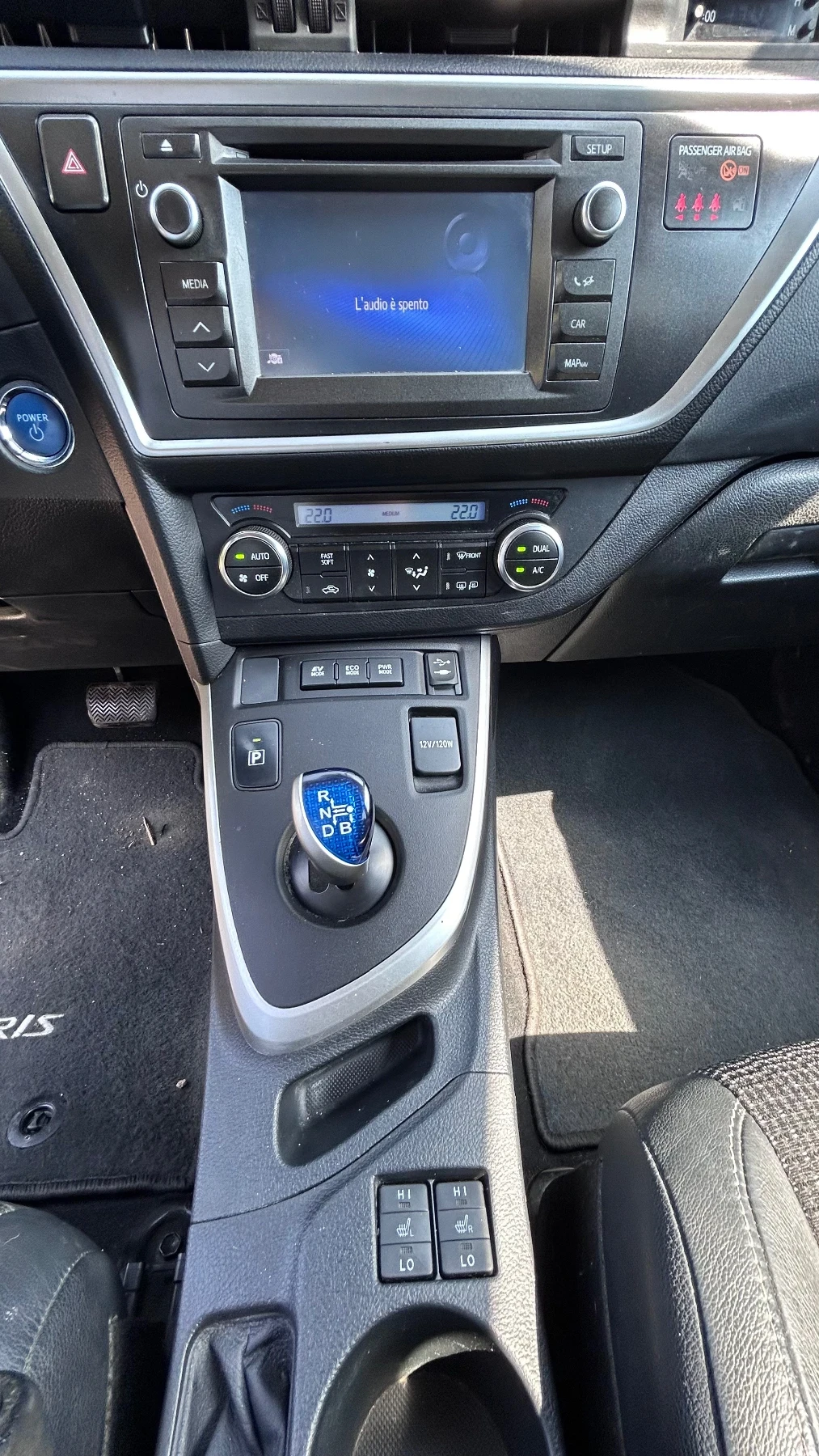 Toyota Auris navi/koja/parkAssist, снимка 8 - Автомобили и джипове - 55342770