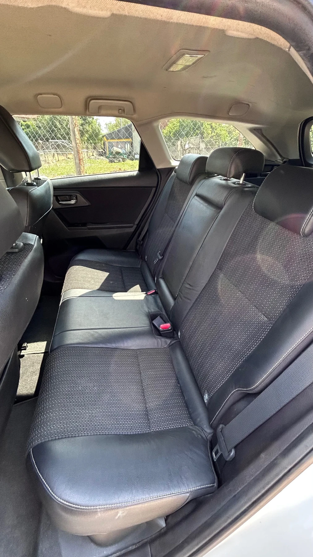 Toyota Auris navi/koja/parkAssist, снимка 9 - Автомобили и джипове - 55342770