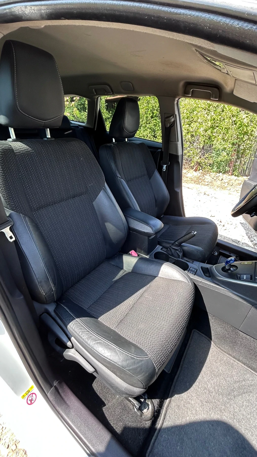 Toyota Auris navi/koja/parkAssist, снимка 10 - Автомобили и джипове - 55342770