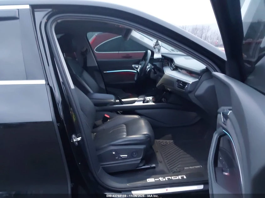 Audi E-Tron Sportback Prestige Quattro, снимка 5 - Автомобили и джипове - 55534801