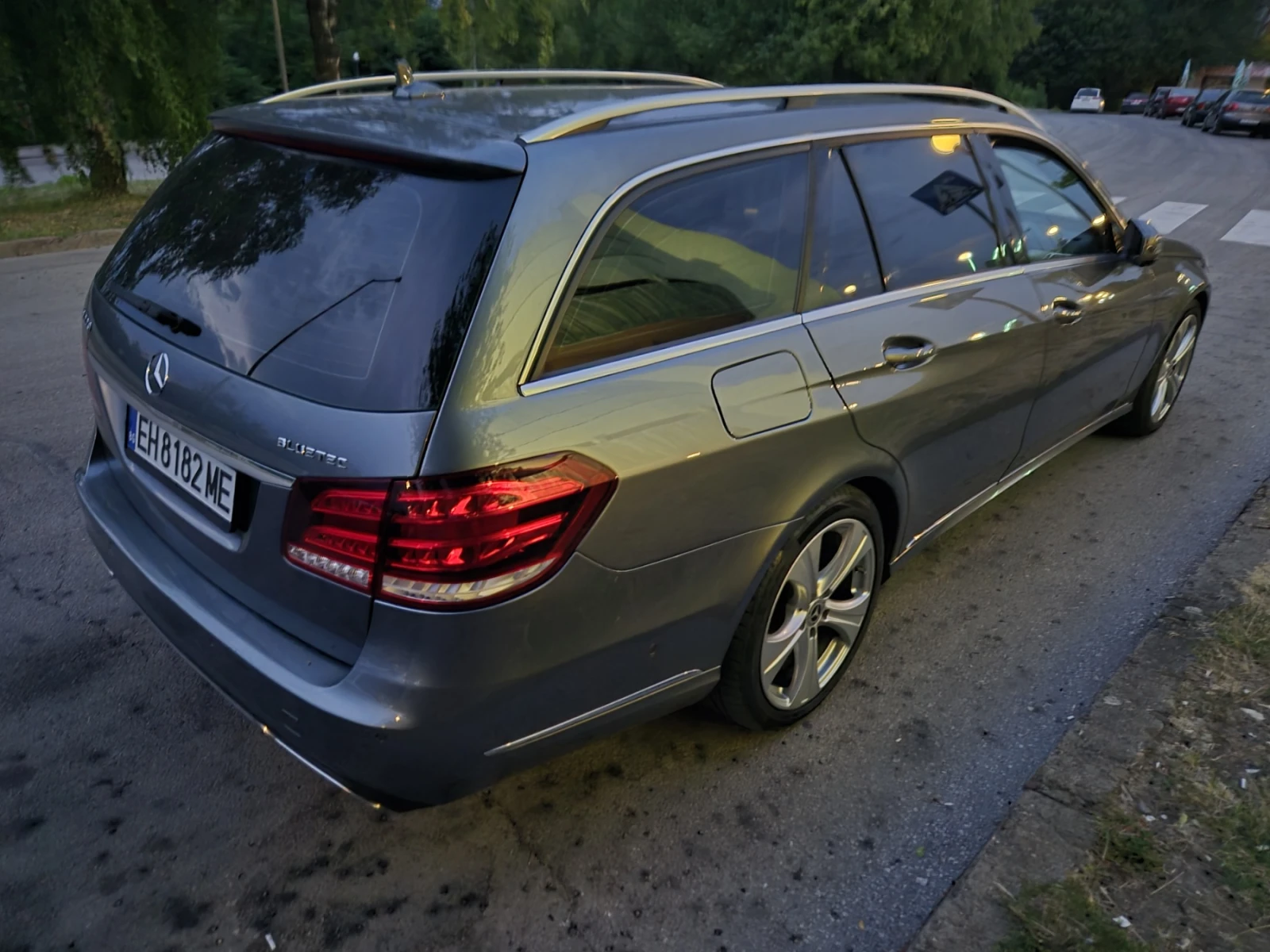 Mercedes-Benz E 220 9G TRONIC, снимка 6 - Автомобили и джипове - 55623104
