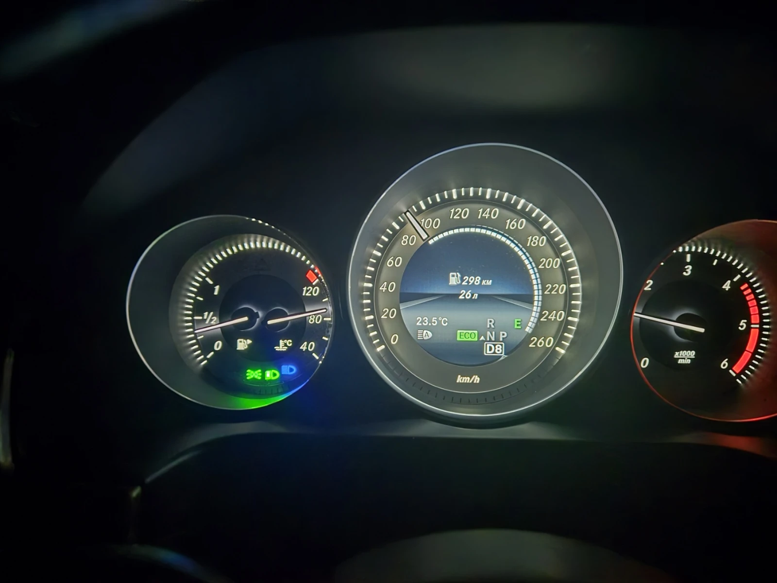 Mercedes-Benz E 220 9G TRONIC, снимка 7 - Автомобили и джипове - 55623104