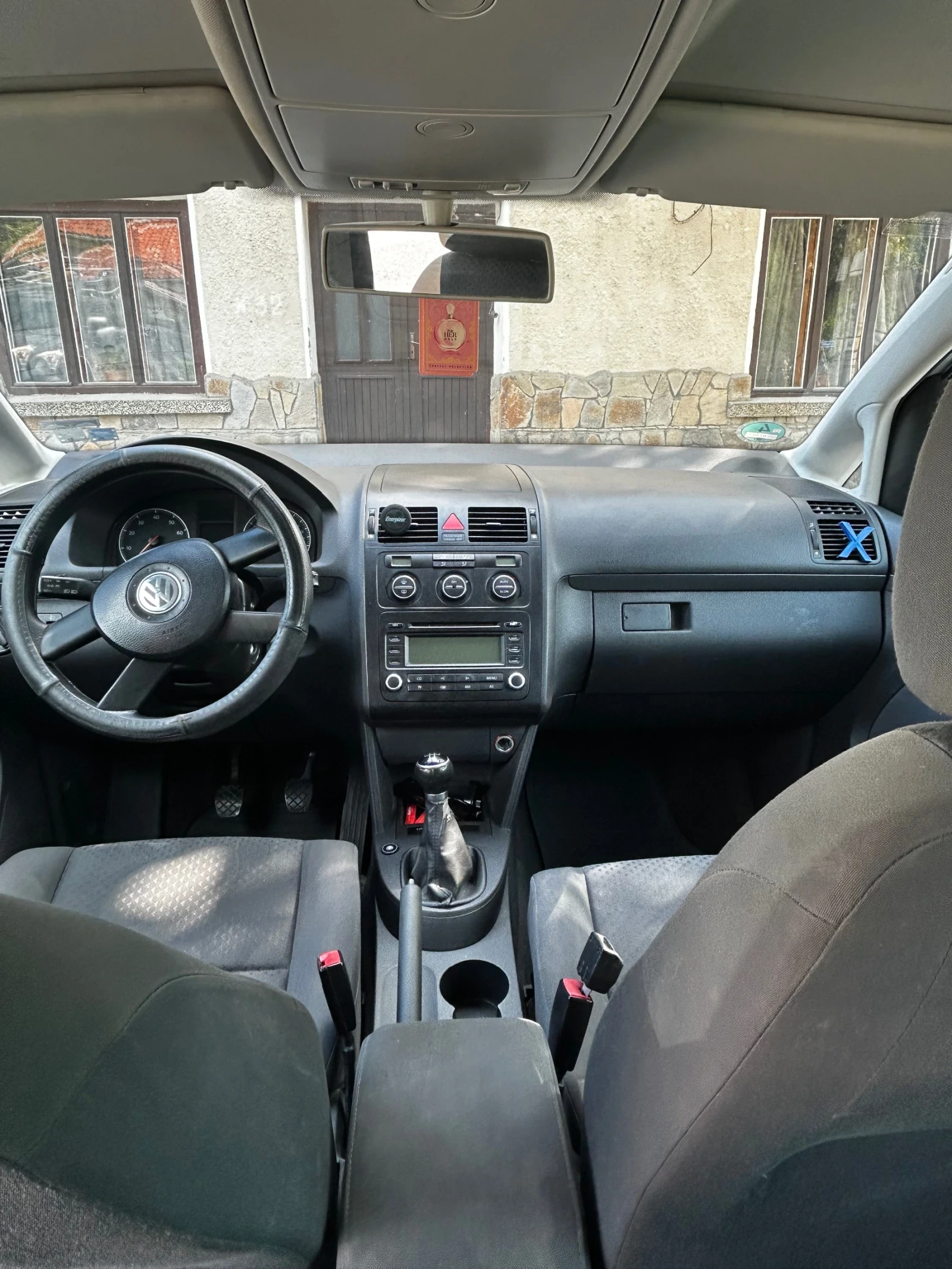 VW Touran, снимка 11 - Автомобили и джипове - 55771043