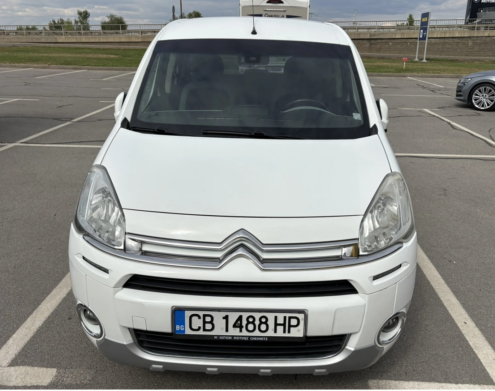 Citroen Berlingo 1.6HDI  Multispace, снимка 9 - Автомобили и джипове - 56085935