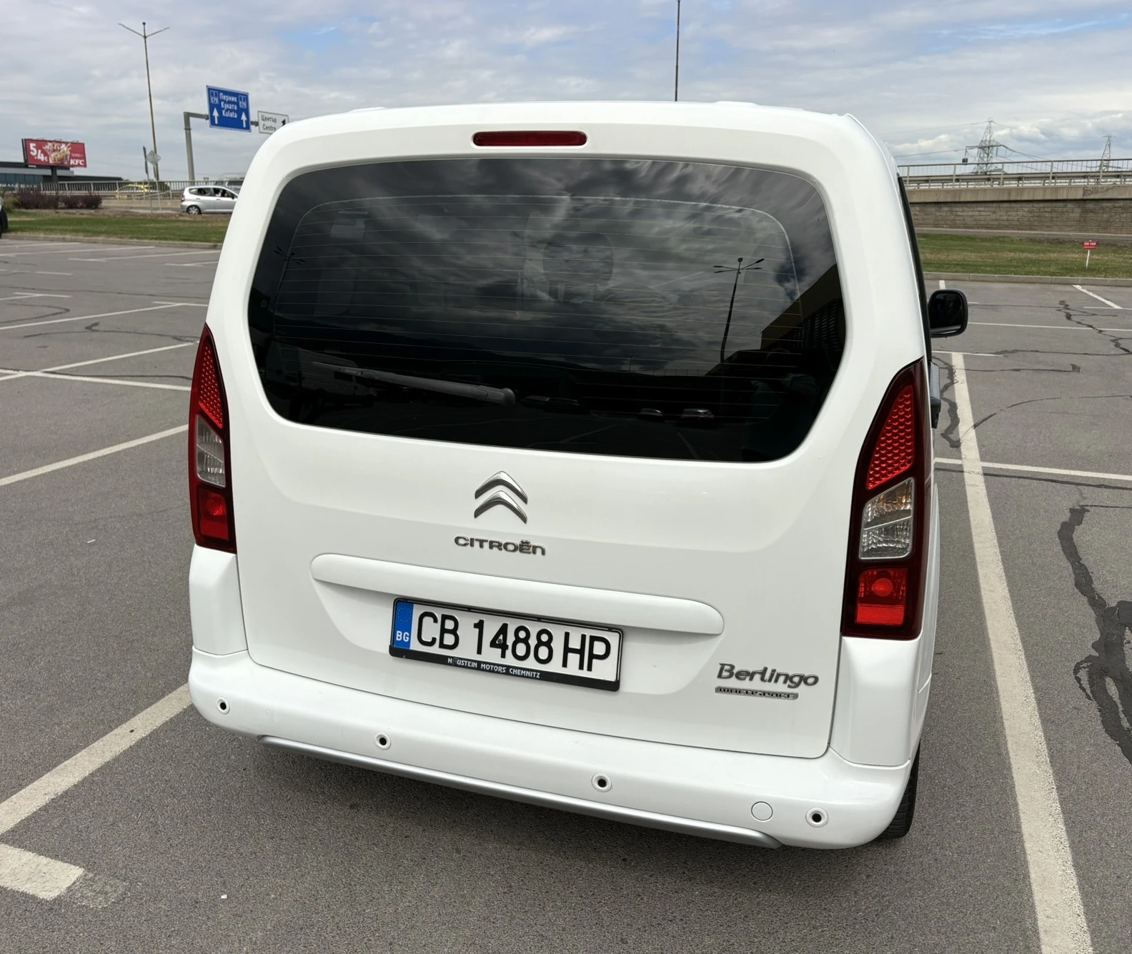 Citroen Berlingo 1.6HDI  Multispace, снимка 5 - Автомобили и джипове - 56085935