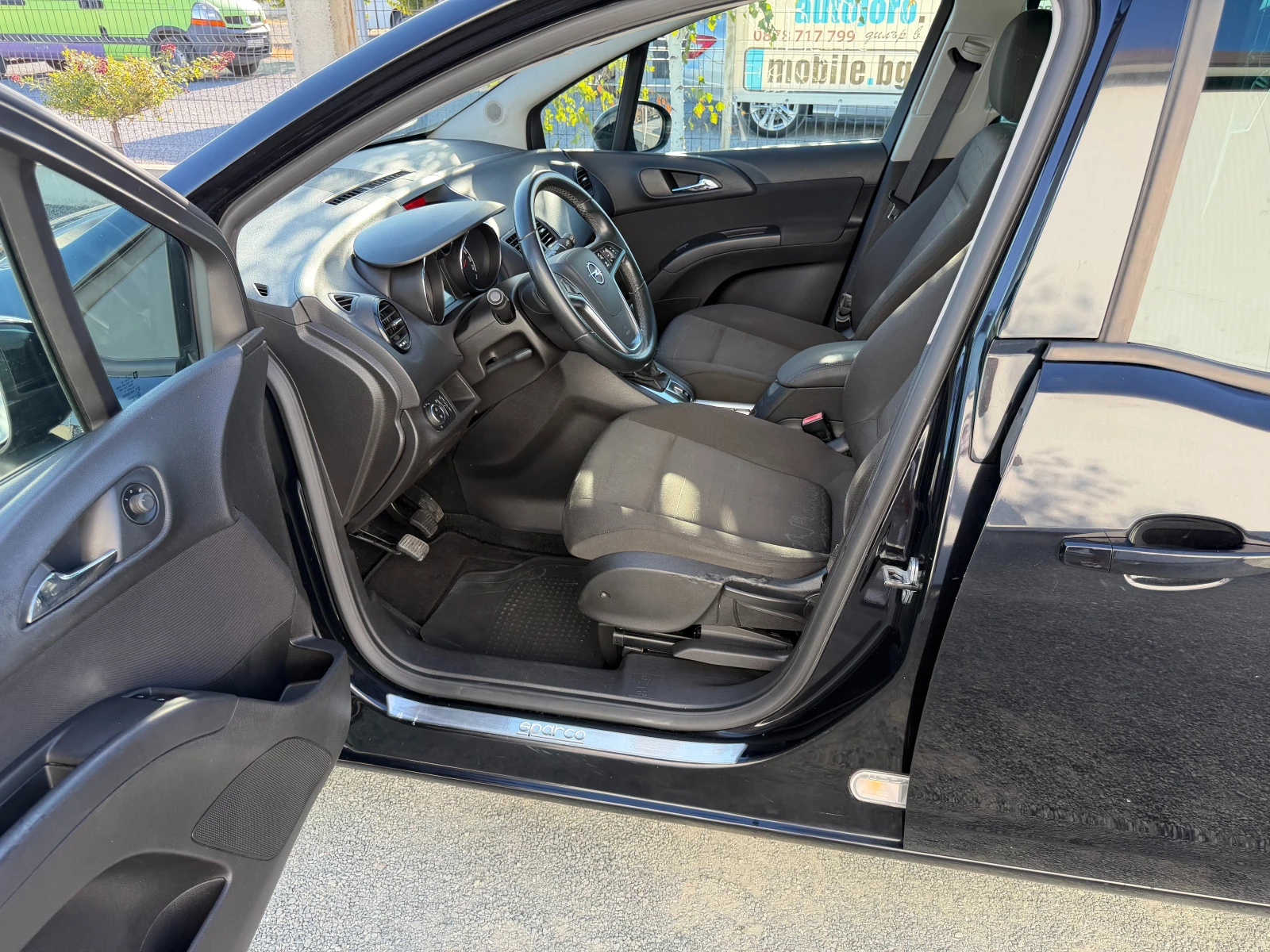 Opel Meriva 1.3CDTI, снимка 12 - Автомобили и джипове - 56111641