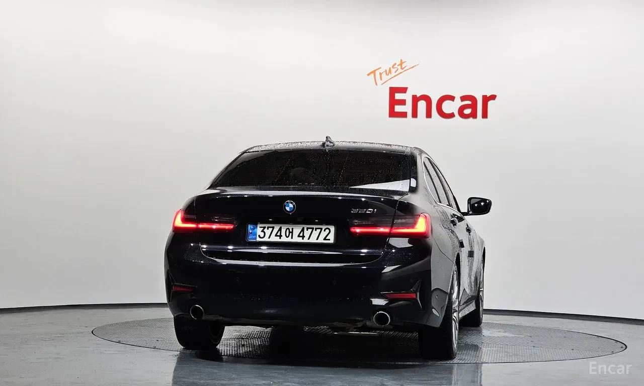 BMW 320 i* LUXURY* HUD* 360* ACC* HK* ������� | Mobile.bg � ����������� 4