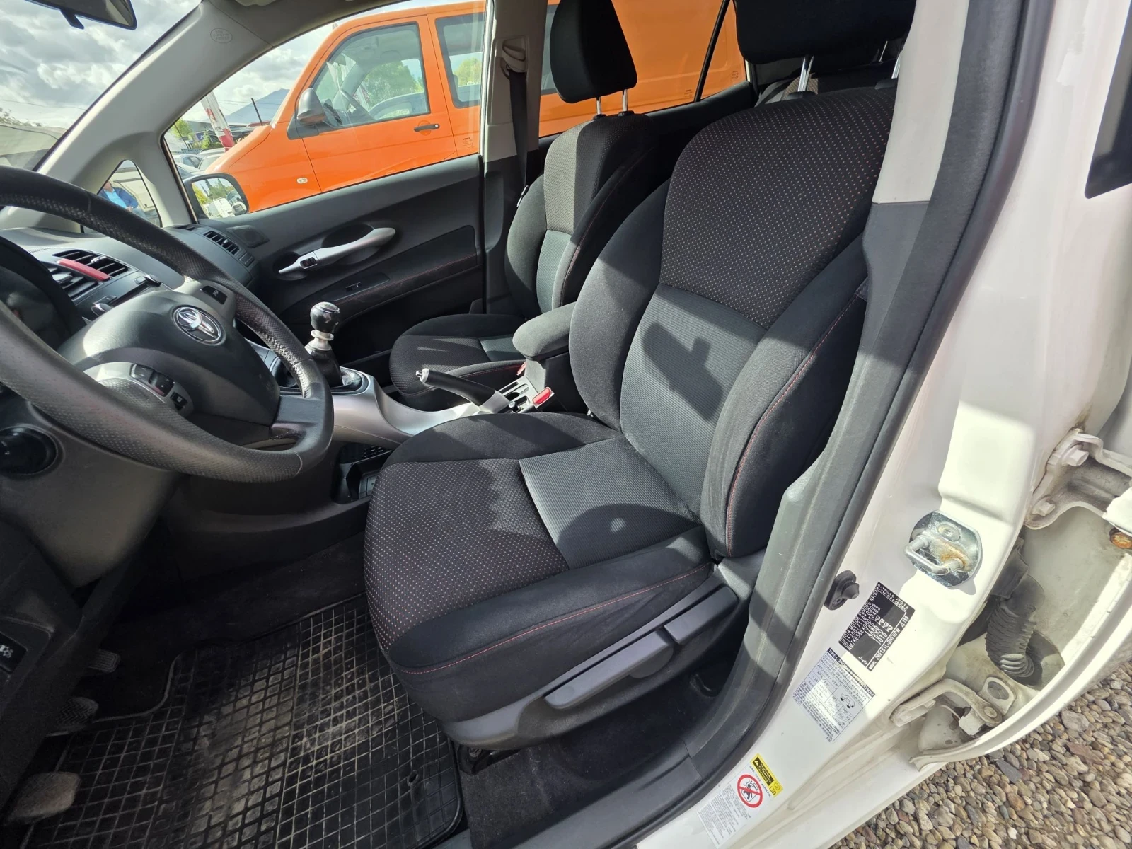 Toyota Auris 1.6 FACELIFT | Mobile.bg � ����������� 16