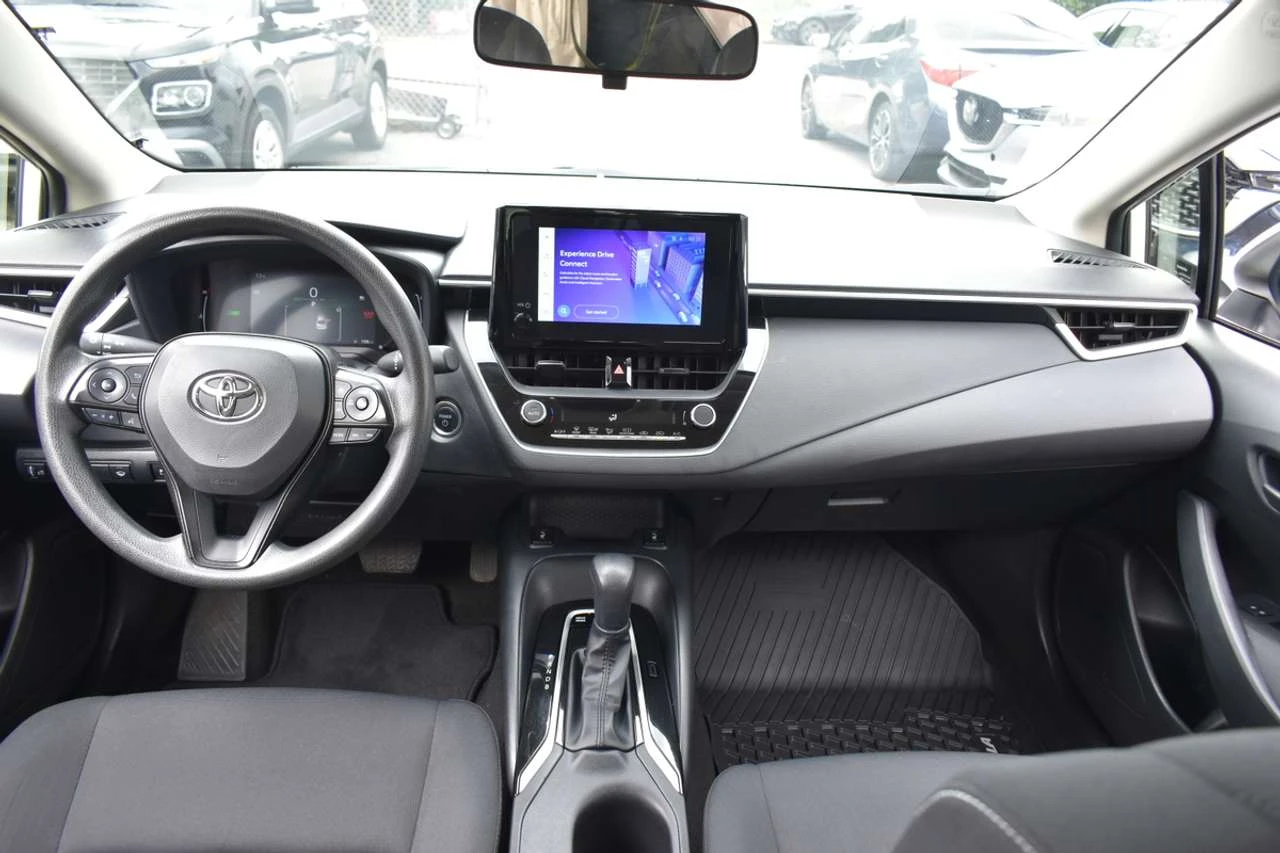 Toyota Corolla LE, снимка 9 - Автомобили и джипове - 56612445