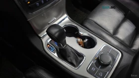 Jeep Grand cherokee 3.6* LIMITED* ОБДУХВАНЕ* ПОДГРЕВ* КАМЕРА* ПАНО*  | Auto.bg — изображение 9