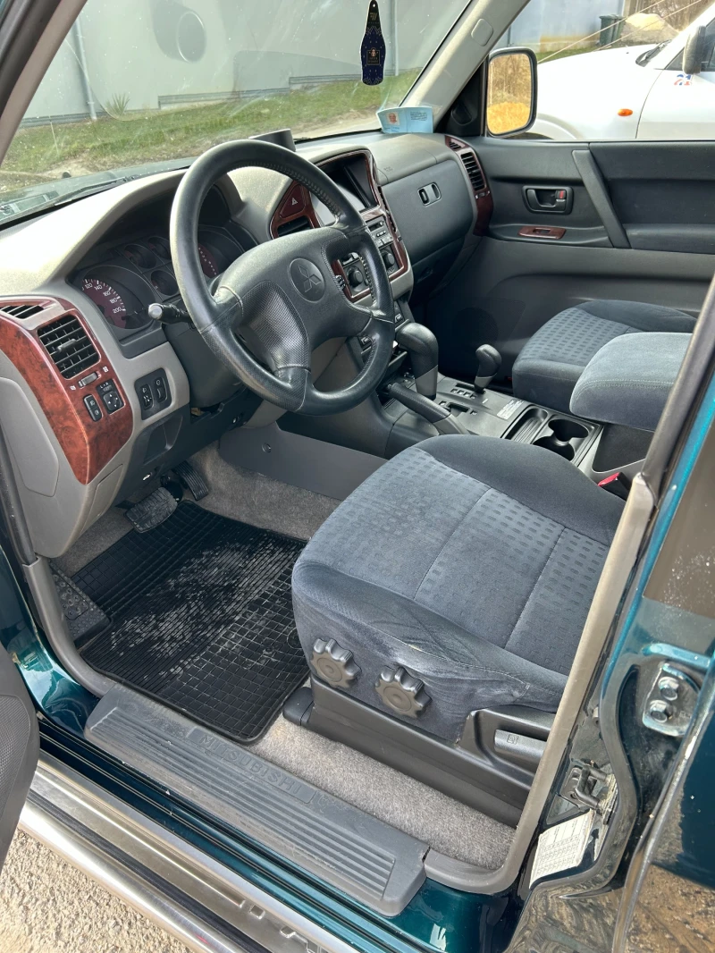 Mitsubishi Pajero 3.2 , снимка 6 - Автомобили и джипове - 48672207